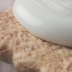 Biscuit With Cream Falling