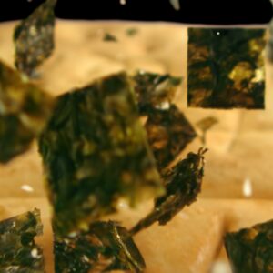 Biscuit With Seaweed Tossing